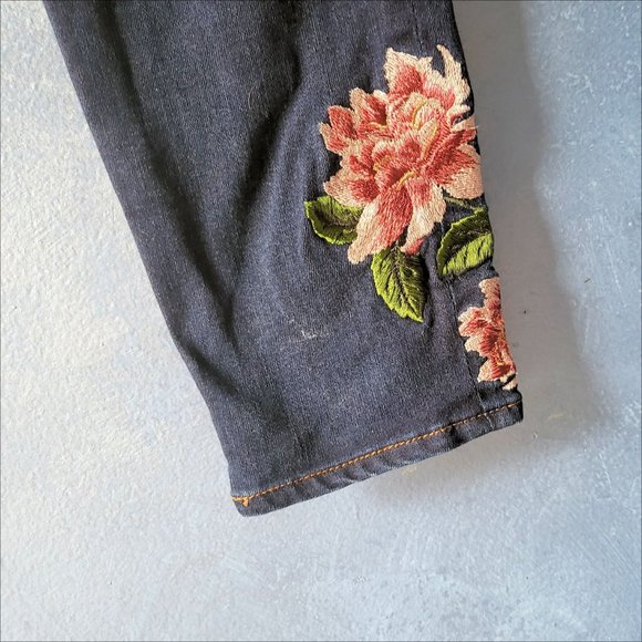 Jen7 by 7 For All Mankind Embroidered  Ankle Jeans - Picture 10 of 11